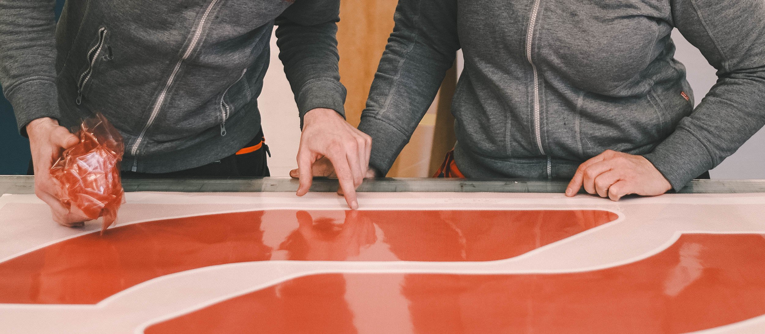 Werbetechnik Steiner in Altenmarkt, Qualitätskontrolle von Folien